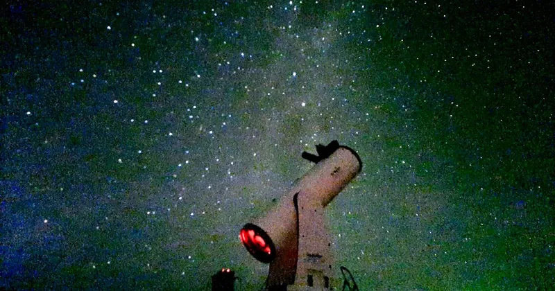 Sullivan Rock Sunset and Stargazing Hike